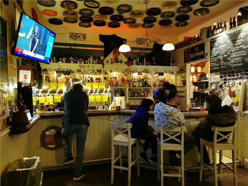 Scott Duff Pub Милан Москова