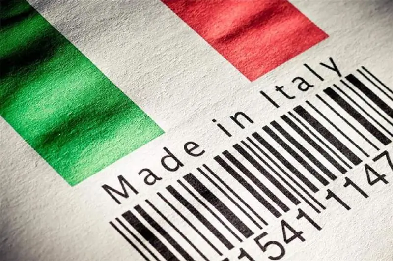 Поддельные продукты питания Made in Italy в Турине, на самом деле они пришли из Африки