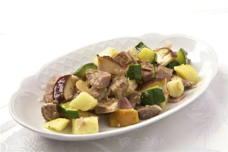 Пьемонтское отварное мясо; Веселло д'Оро Карро Пьемонтское отварное мясо; Веселло д'Оро Карро