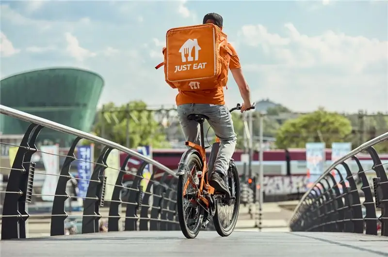 Just Eat: 50 центов на благотворительность за каждый полученный заказ