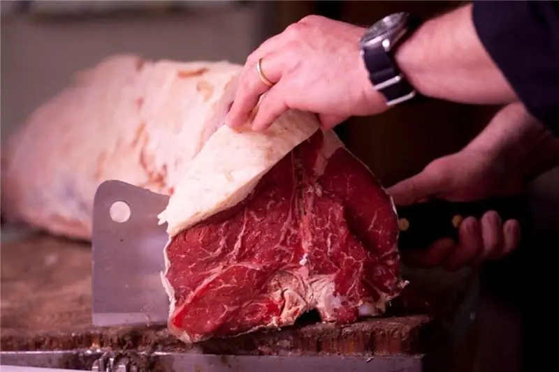Флорентийский стейк в списке традиционных продуктов через 20 лет после «коровьего бешенства»