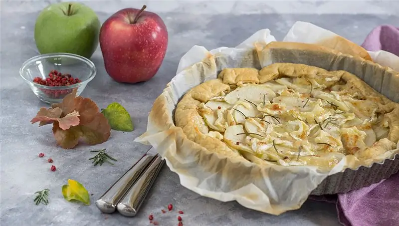 яблочный пирог и бри яблочный пирог и бри