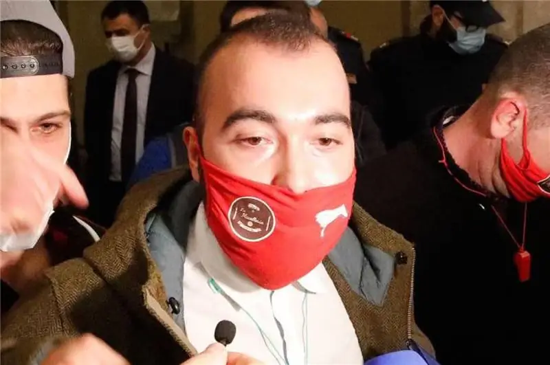 Сельваджия Лукарелли против Умберто Каррьеры, друга-ресторатора Маттео Сальвини