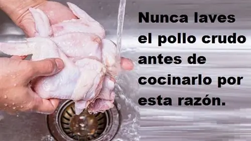 По этой причине никогда не мойте сырую курицу перед приготовлением