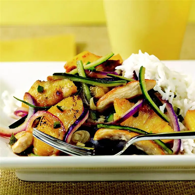 Соте Цуккини EatingWell Test Kitchen Соте Цуккини EatingWell Test Kitchen