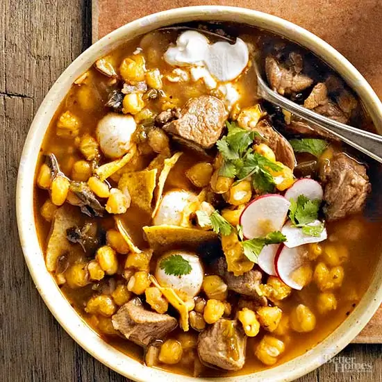 Pozole (свинина и мамалыга тушеная)