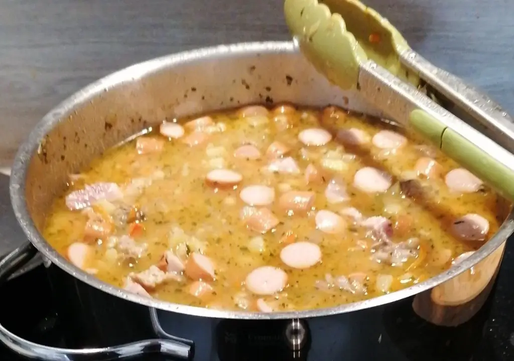 Сытное рагу из чечевицы