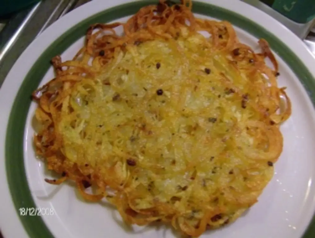 Картофельные спагетти со сковороды (спиральная нарезка