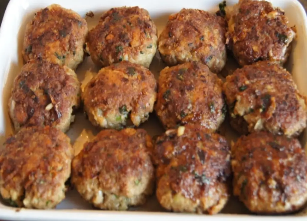 Говяжьи котлеты с зеленью