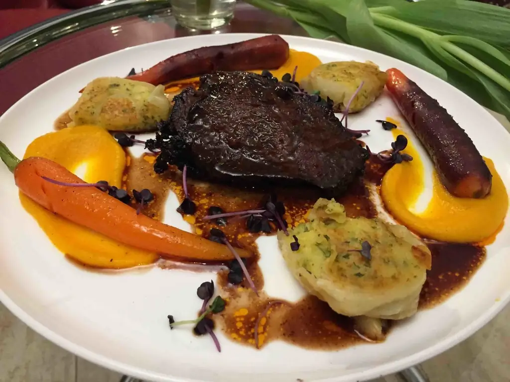 Вагю: тушеный вагью