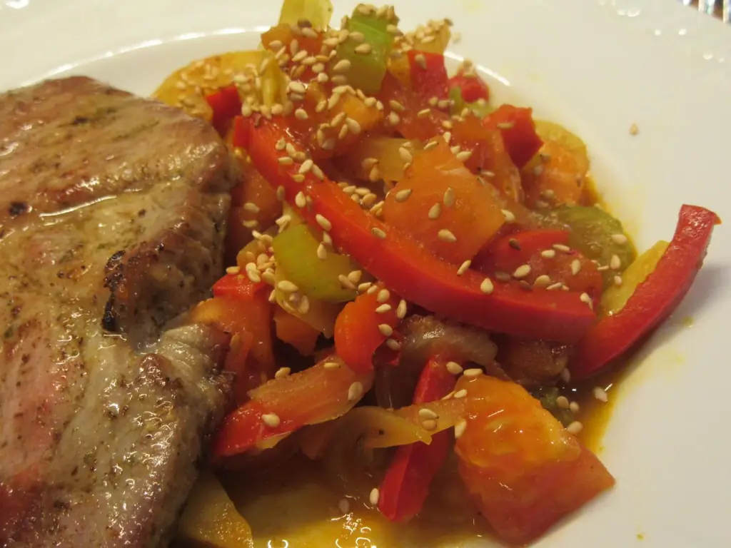 Овощи: Разноцветный вок