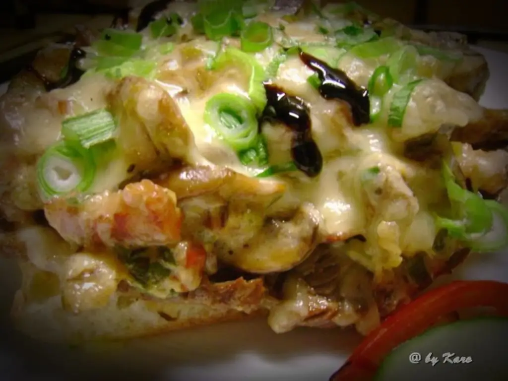 Мясо: Запеченный стейк-минутка с грибной смесью