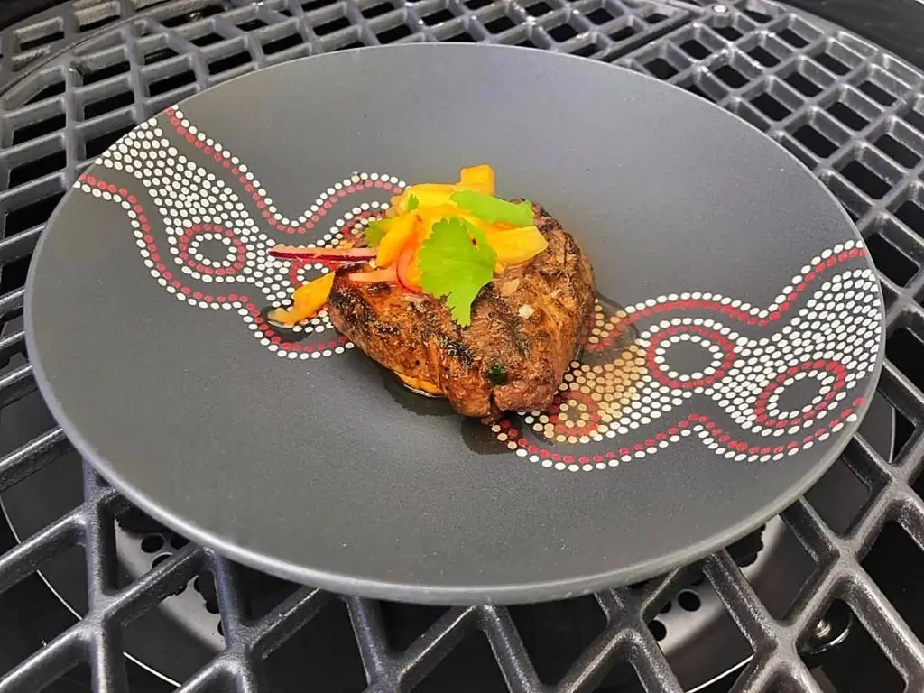 Говяжье филе с манго и сладким картофелем (Феликс фон Яшерофф)