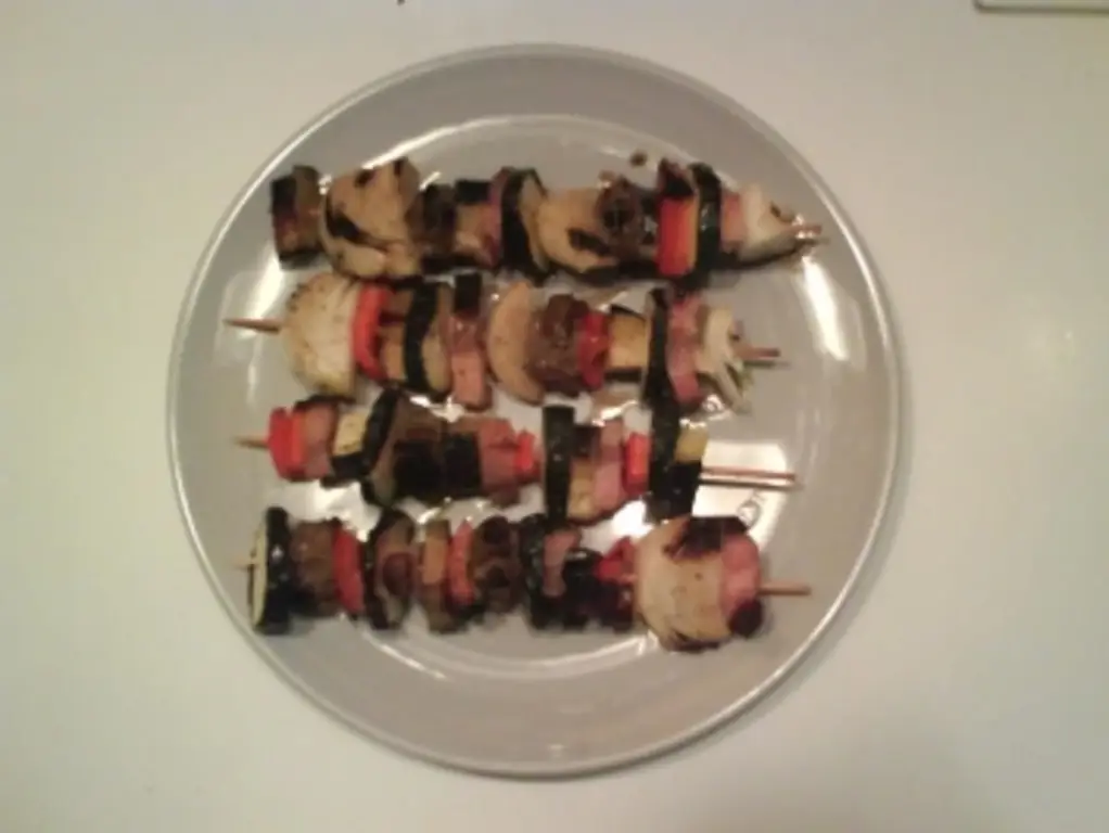 Фарш: Жареные шашлычки с овощами и мясным фаршем