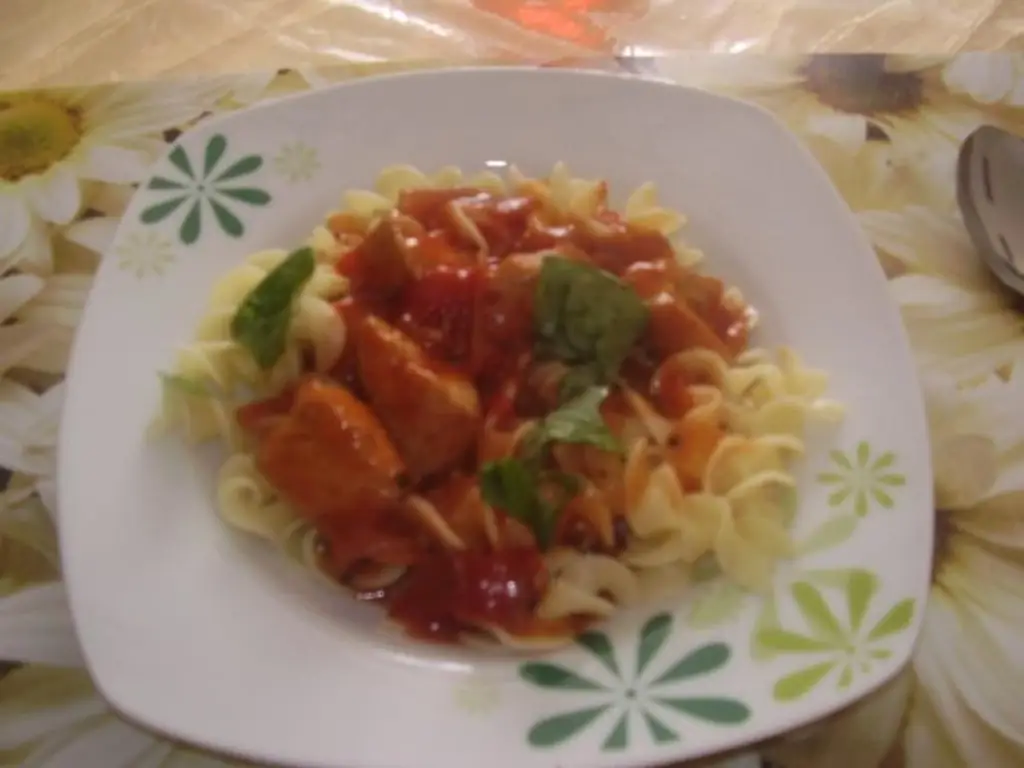 Тальятелле с куриным рагу