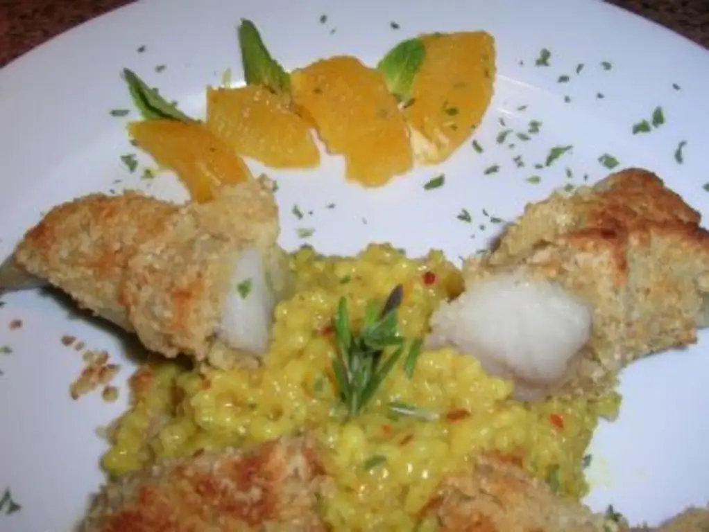 Филе морского черта под корочкой из макадамии с апельсинами