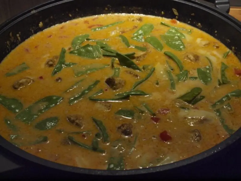 Суповая кухня: «Горячая курица»