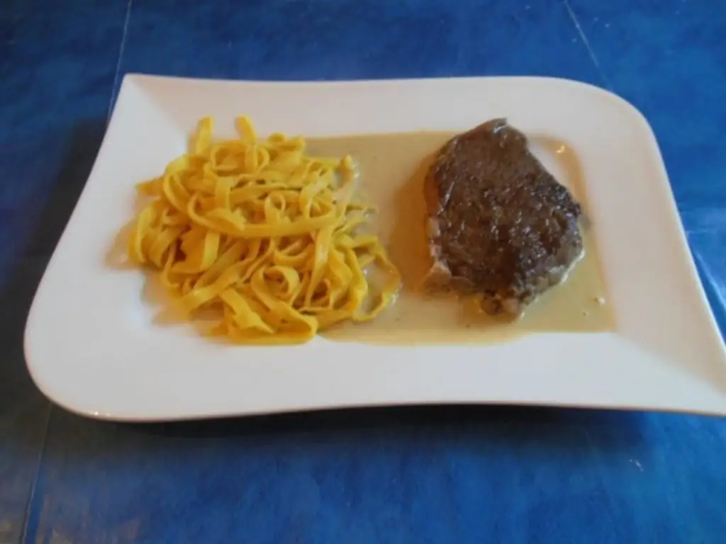 Кулинария: Тальятелле с Café de Paris