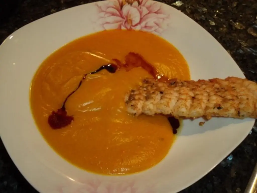 Тыквенный суп с имбирем и кокосом