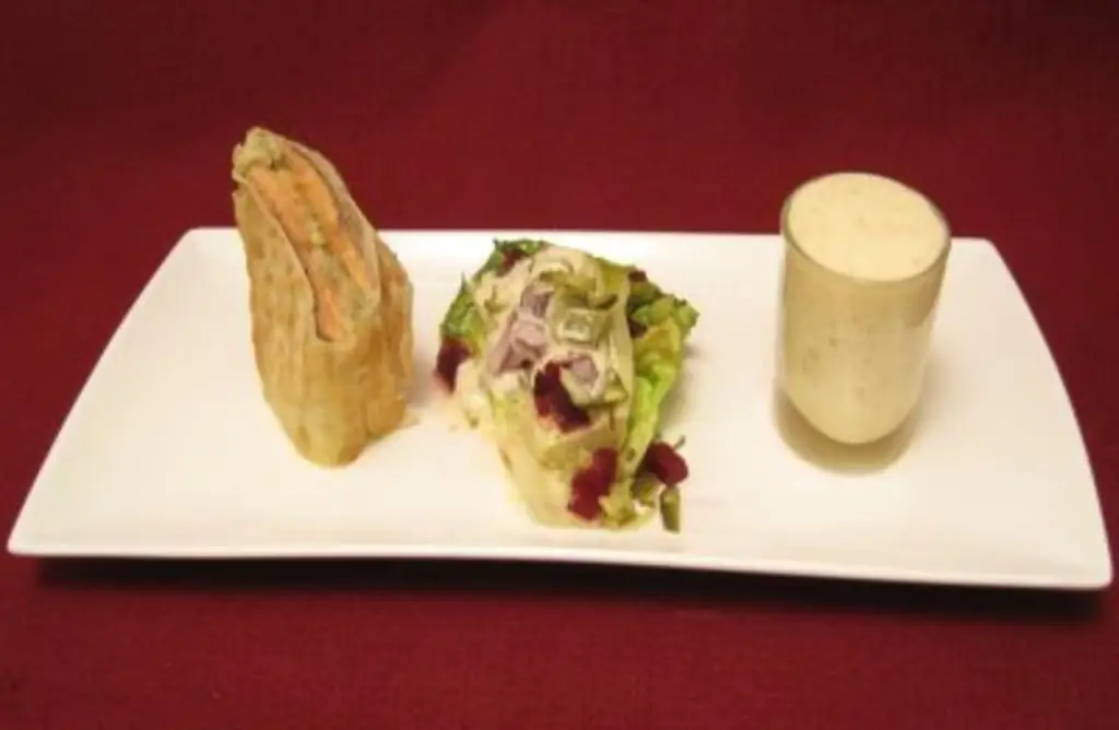 Пралин из форели с жареным салатом