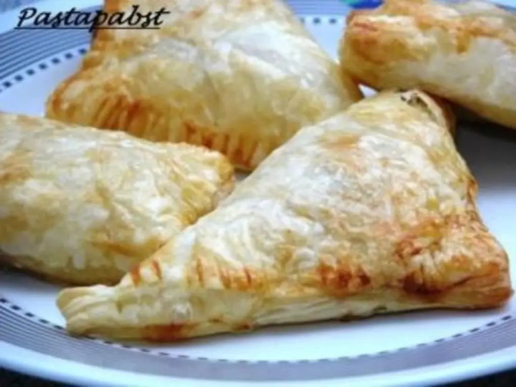 Закуска из слоеного теста