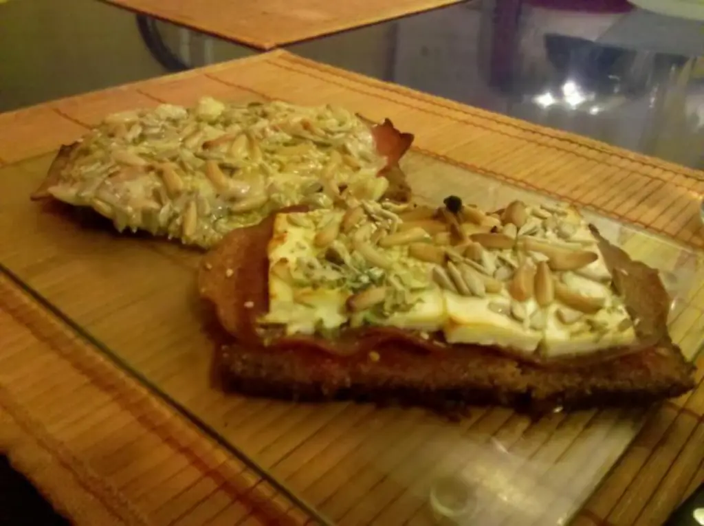 Ужин: Пикантный хлеб