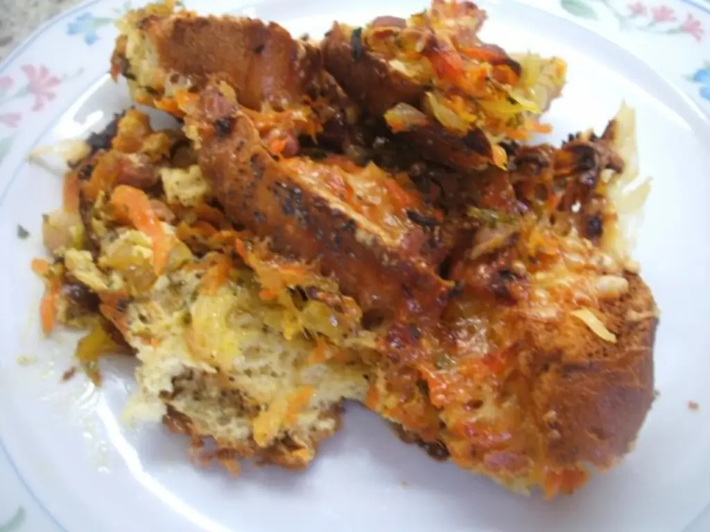 Запеканка: Хлебная запеканка с морковью