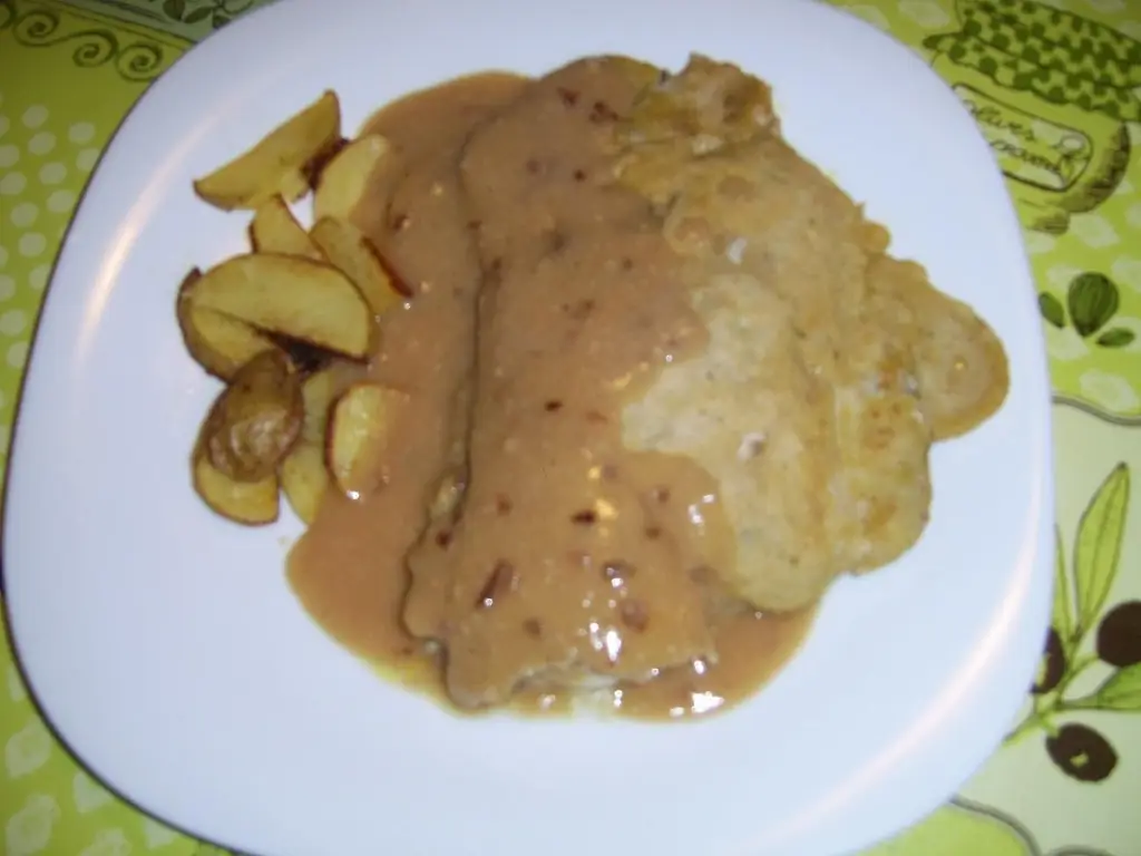 Площадь в пивном кляре с горчичным соусом