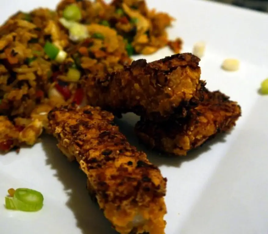 Острые рыбные наггетсы с жареным рисом