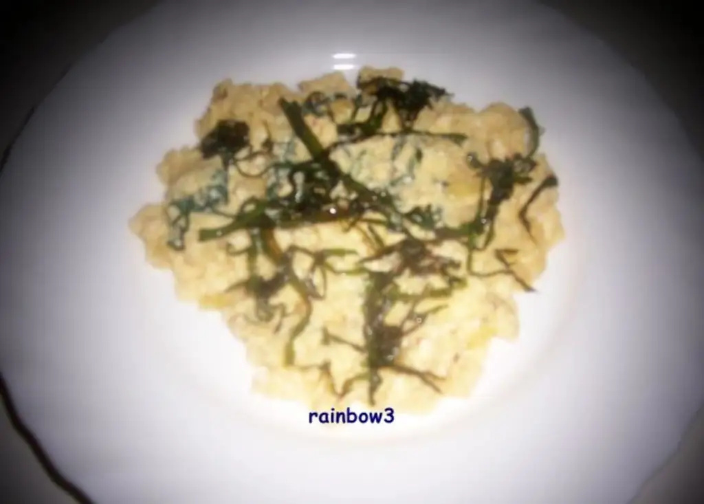 Приготовление: Яичница с черемшой