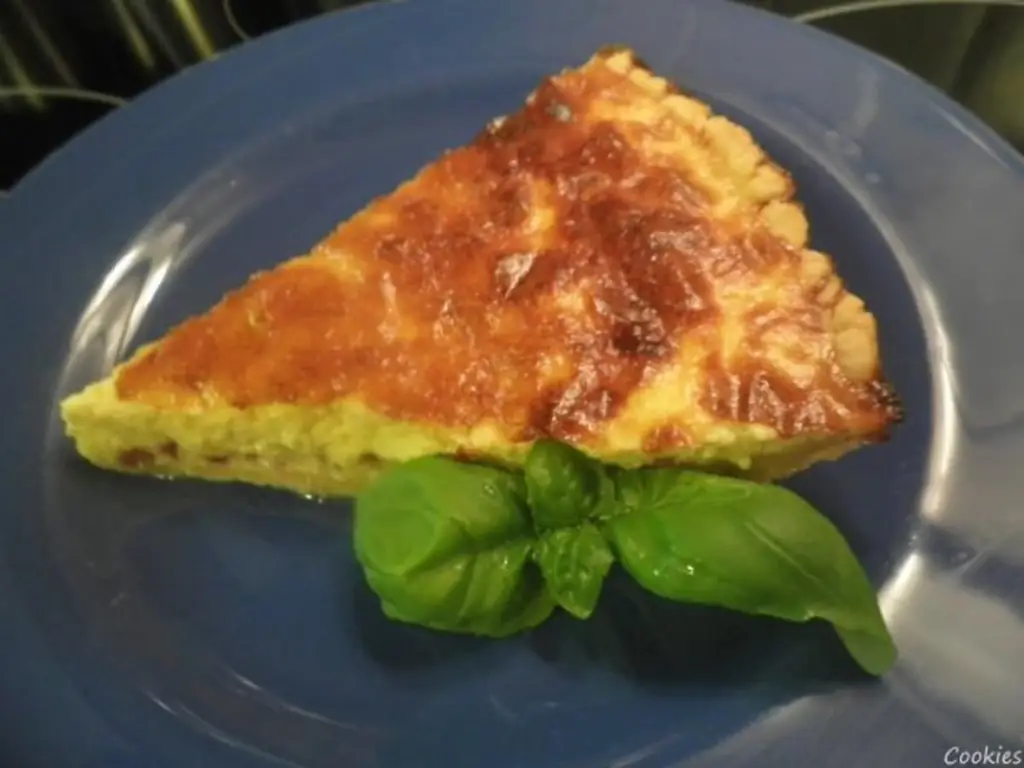 Торт с беконом по-лотарингски