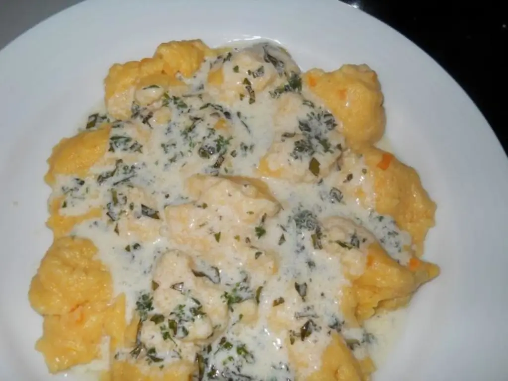 Морковные клецки на травах