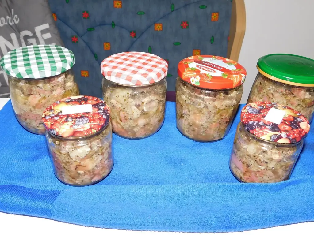 Швартенвурст в стакане