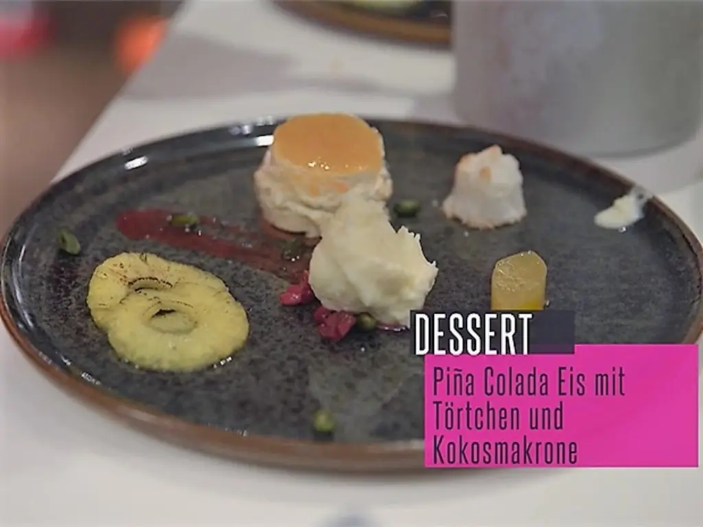 Пина Колада с мороженым и кокосом