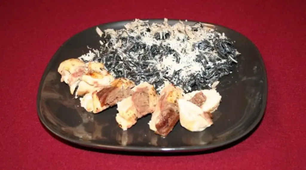 Фаршированные кукурузные цыплята с лингвини и летними трюфелями