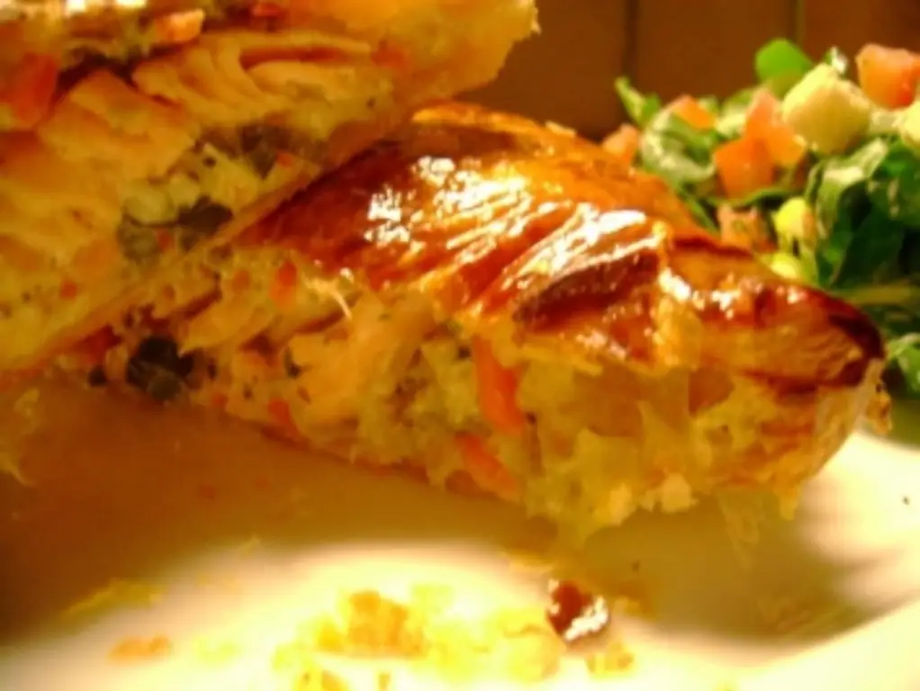 Рыба: Лососевая форель в слоеном тесте