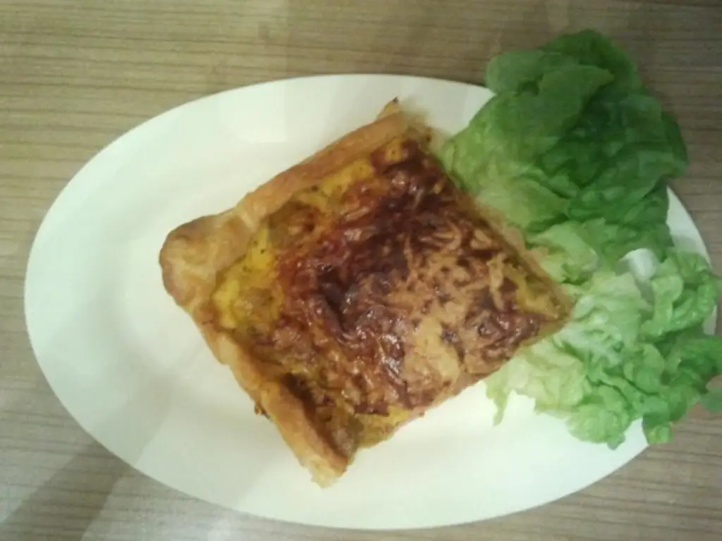 Торт с луком-пореемтоже для "ленивых" пекарей :))