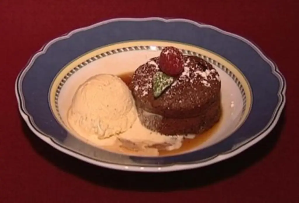 Gateau au Chocolat (Сюзанн Этвелл)