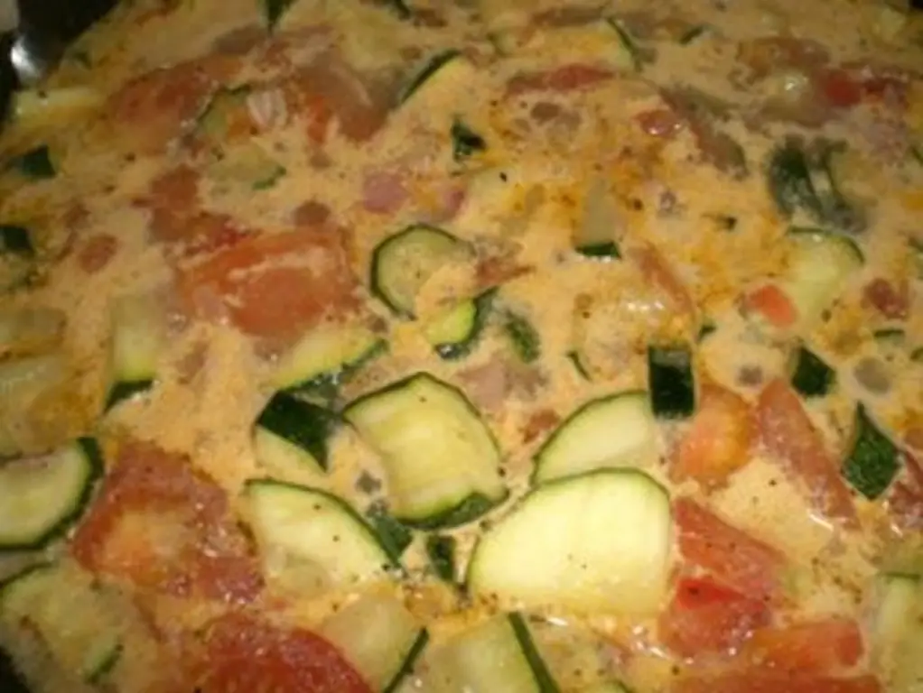 Цуккини с разницей в качестве соуса или гарнира