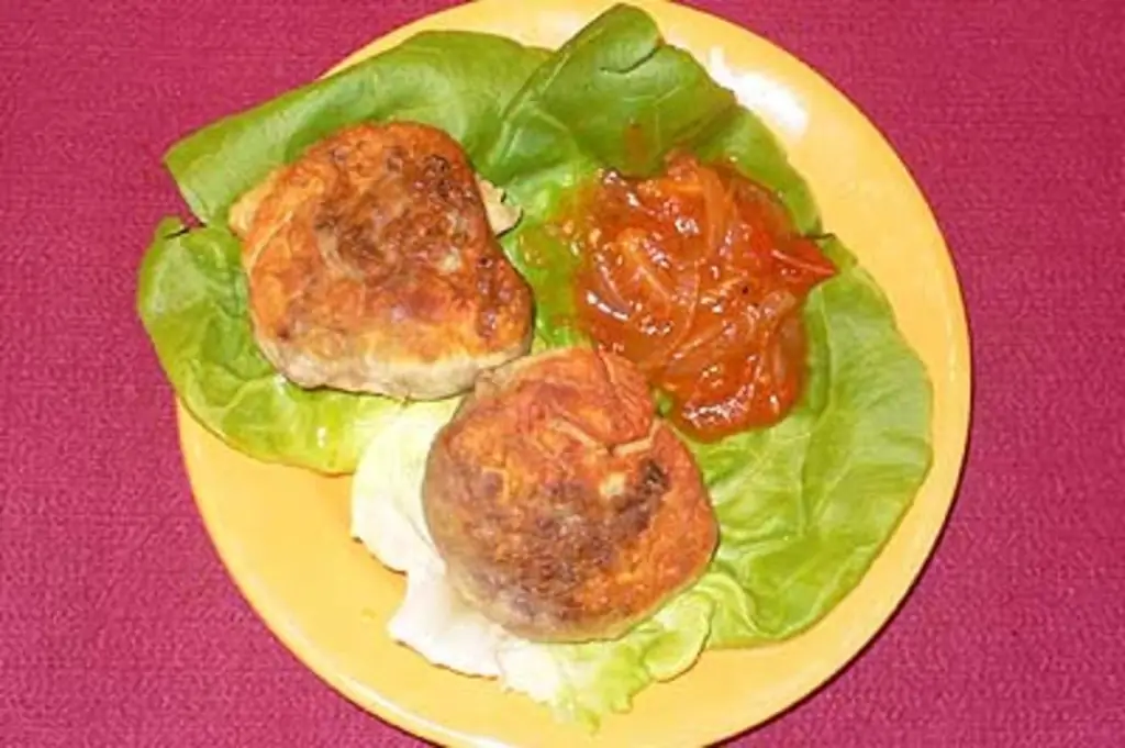 Пельмени с начинкой из пикантного мясного фарша