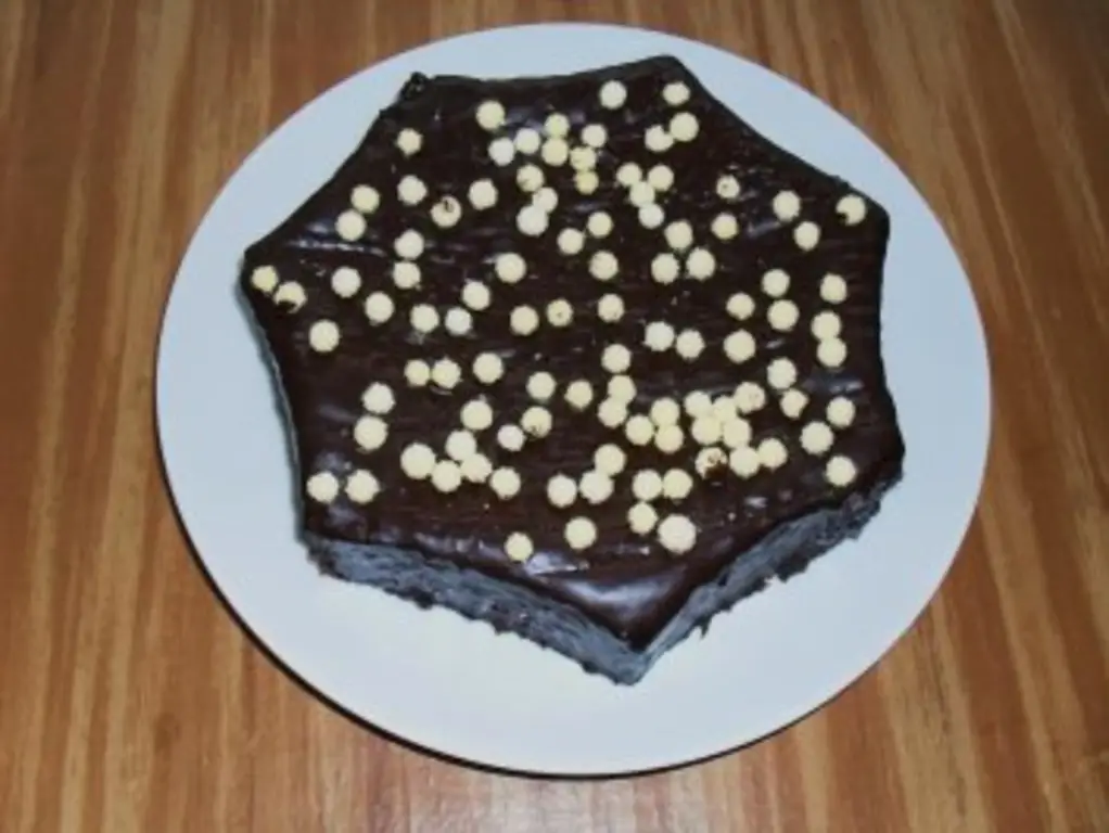 Каштановый торт с предварительно приготовленными каштанами и ромом