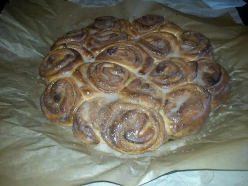 Торт с улитками с корицей