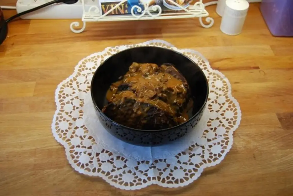 Жаркое по-бургундски (Boeuf Bourguignon)