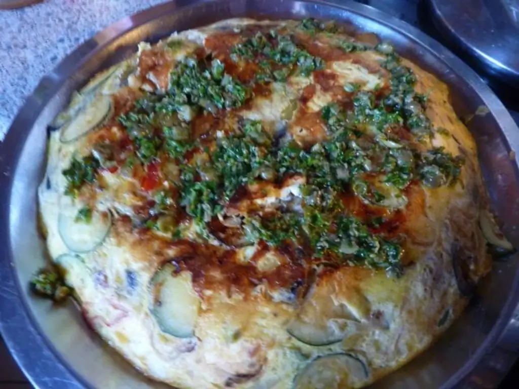 Вегетарианская: тортилья с овощами и фетой