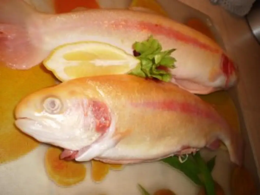 Золотая форель, фаршированная по-французски