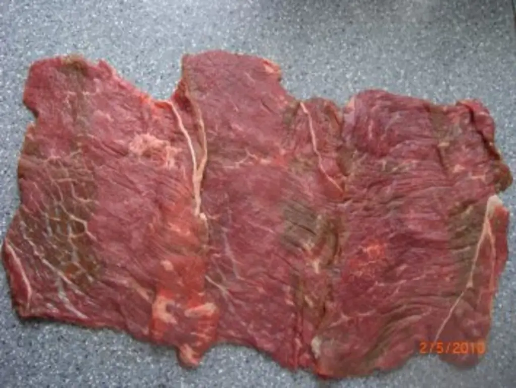 Говяжьи рулеты в виде ростбифа