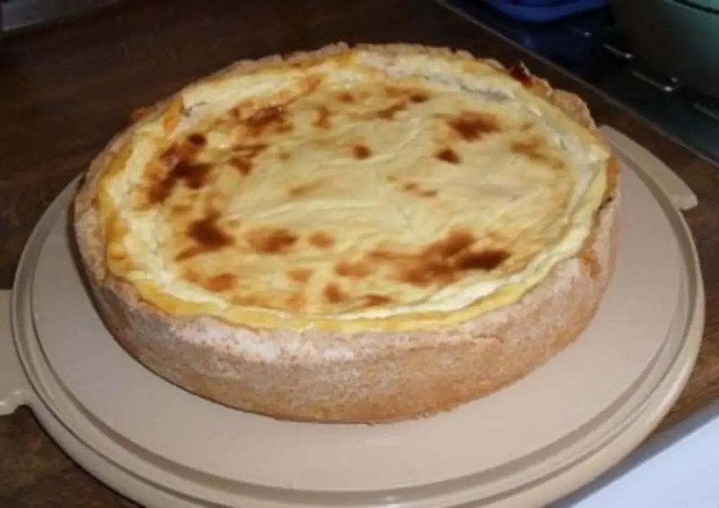 Вишневый торт с творогом