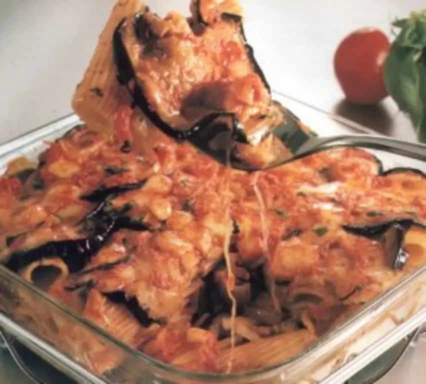 Первое блюдо макароны с баклажанами в панировке