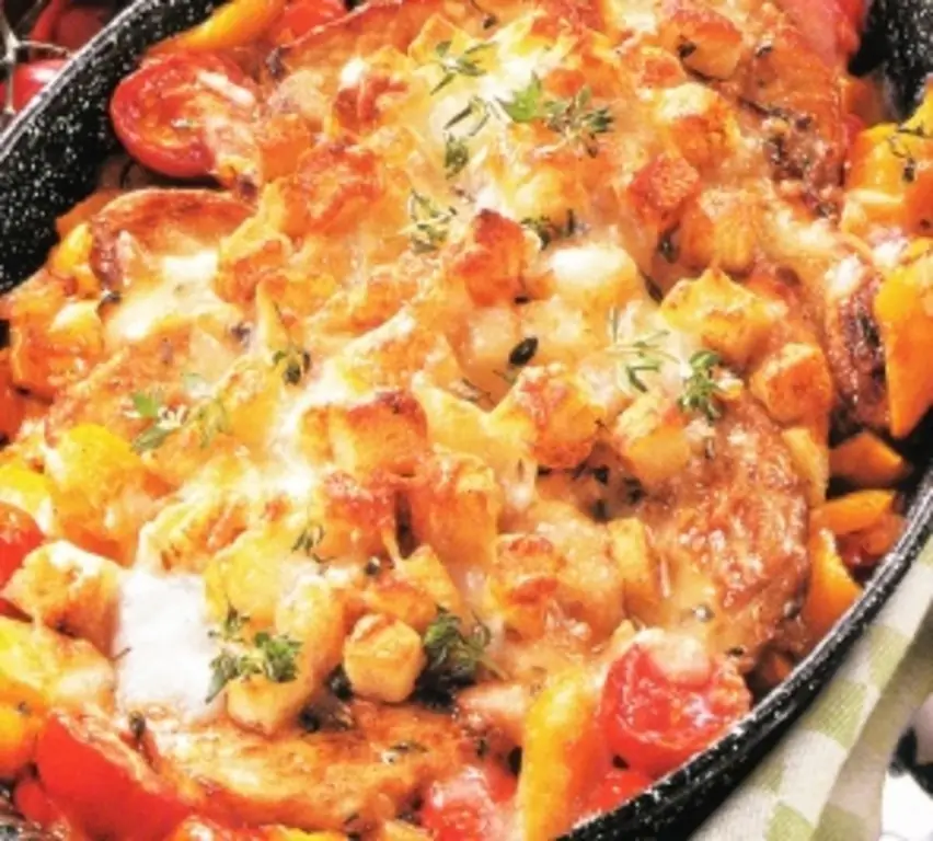 Шницель запеканка с хлебом и сырной корочкой