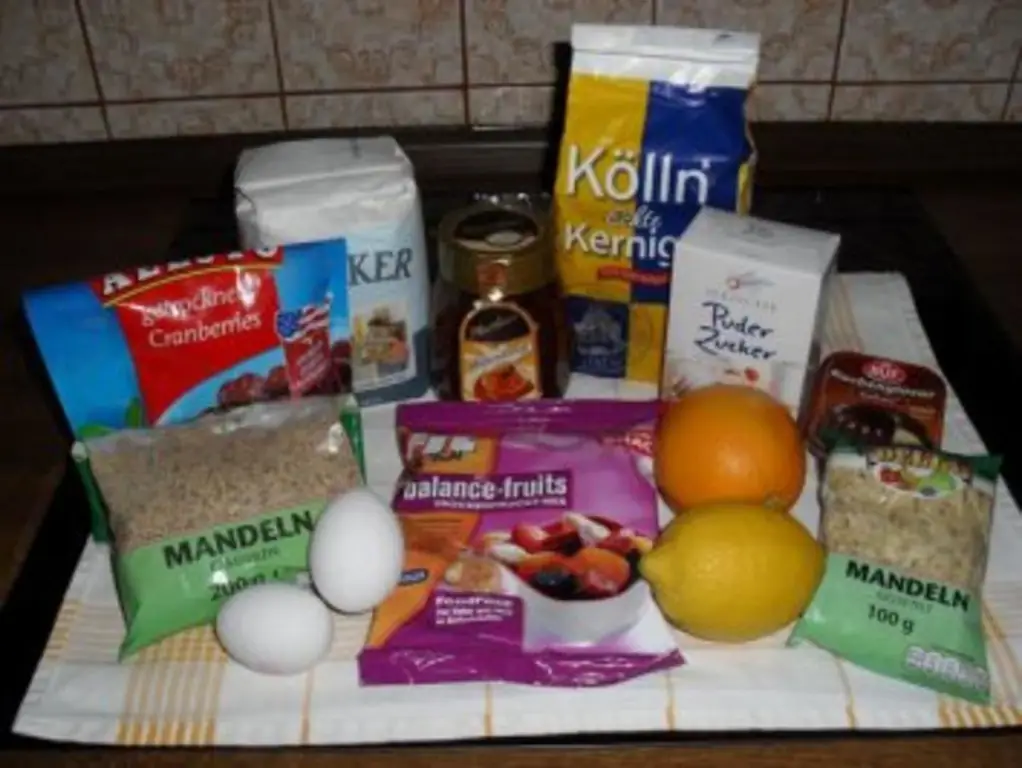 Рождественское печенье: фруктовое печенье около 40